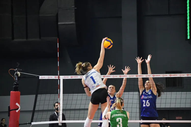 Nilüfer Belediyespor Eker, Bahçelievler'i 3-0’la geçti