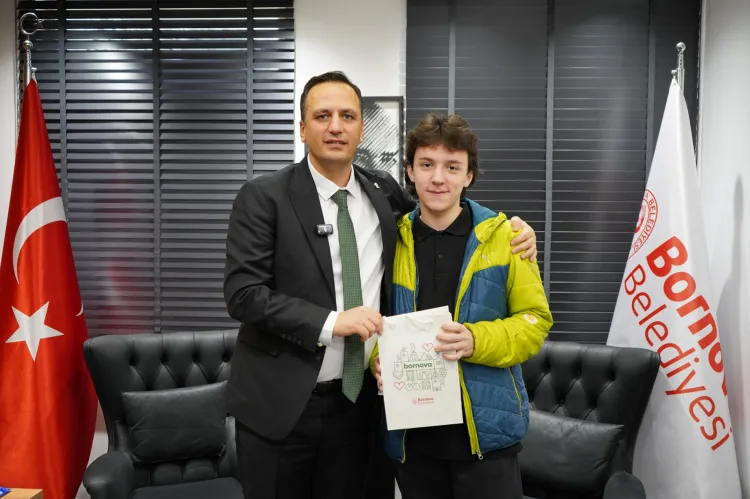 Bornovalı şampiyonlardan Başkan Eşki'ye gurur ziyareti