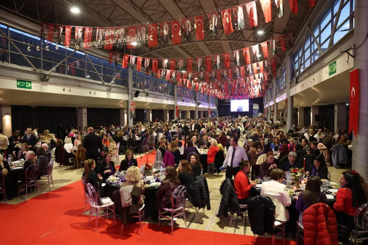 Bursalı kadınlarla 'güçlü kent' mesajı